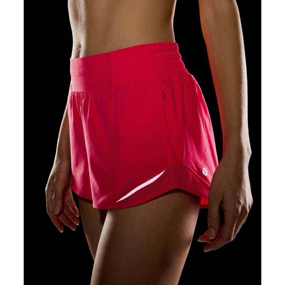 Lululemon Hotty Hot High-Rise Lined Short 2.5" in Lip Gloss Size 6